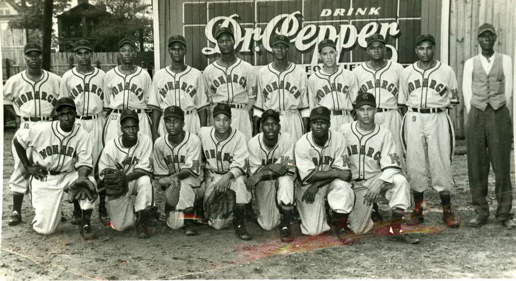 black and white photo of the 1948 kc monarch baseball team