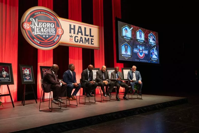 A shot of the stage during the Hall of Game event.